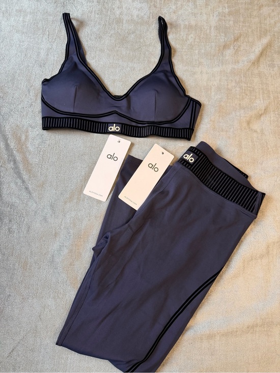 ALO Yoga Other - Alo Yoga Airlift High-Waist 7/8 Line Up Legging & Bra Set